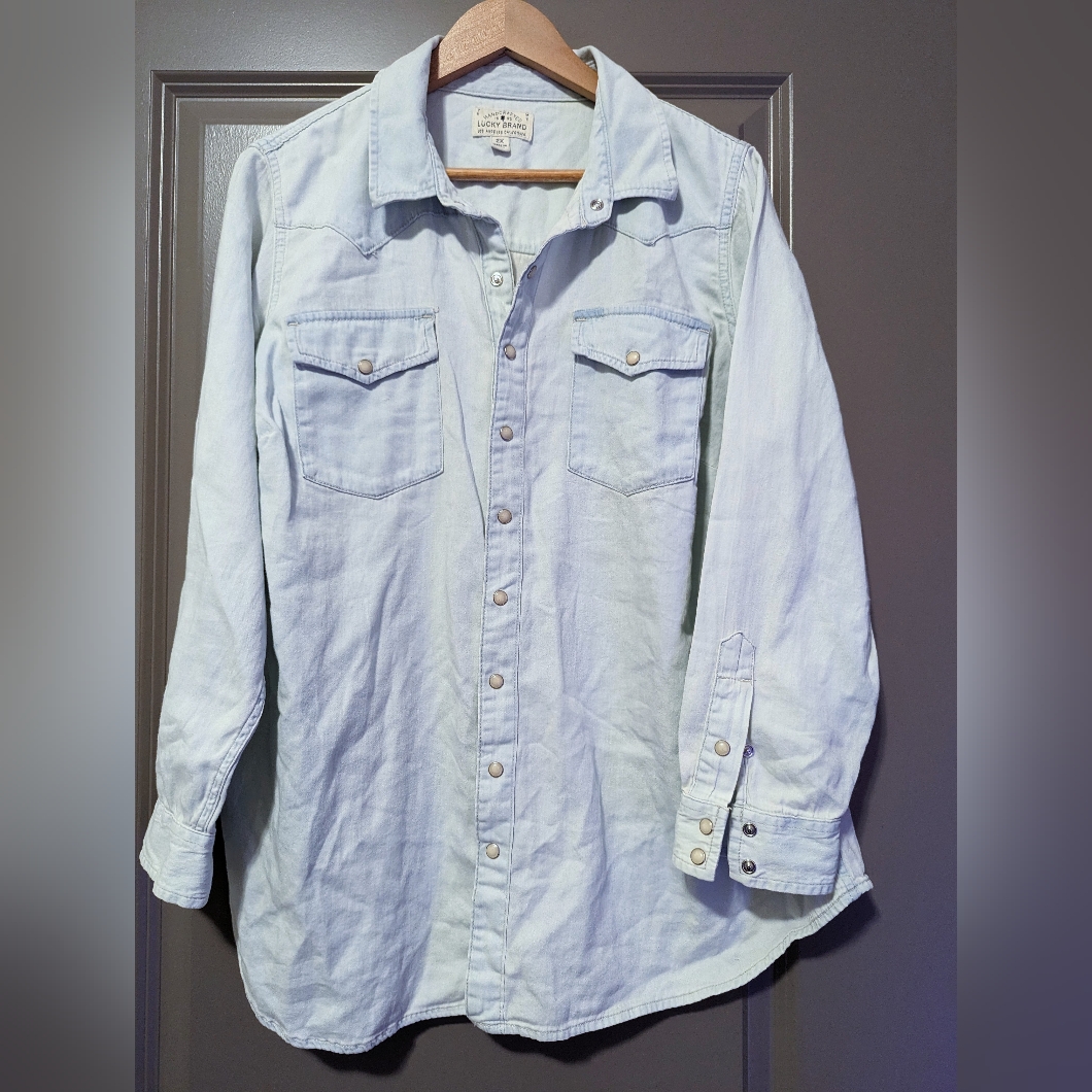 *Worn Once!* Lucky Brand Women's Button Up With Pearl Snaps